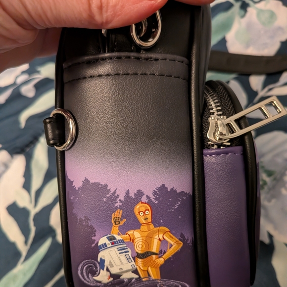 Her Universe Star Wars Crossbody Bag - Picture 4 of 5